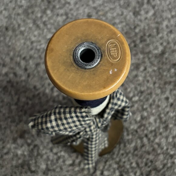 Ole Wooden Thread Spool Rustic Country Charm Candlestick Gingham Red White Blue - Picture 4 of 7